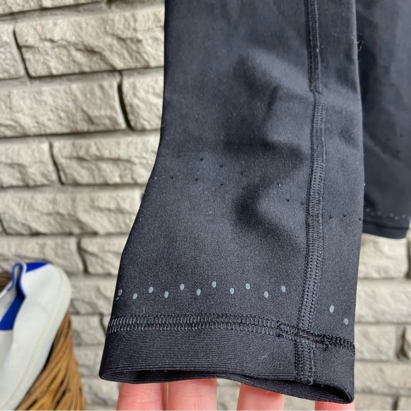 Lululemon Zoned In Tight *27" Black (First Release) - Picture 8 of 9
